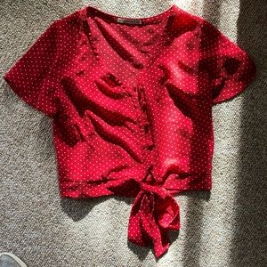 Cute red top!